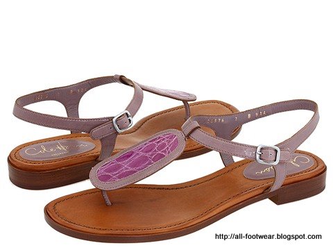 All footwear:EE71072