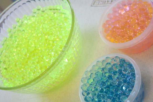 glowing water beads