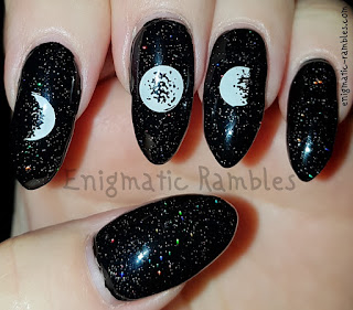 Review-Stamping-Plate-Beauty-Big-Bang-XL-054-Planet-Universe-Themed