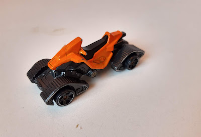 Miniatura de metal Hot wheels 2014  Snow Stormer laranja R$ 6,00