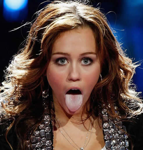 hot  babe miley cyrus