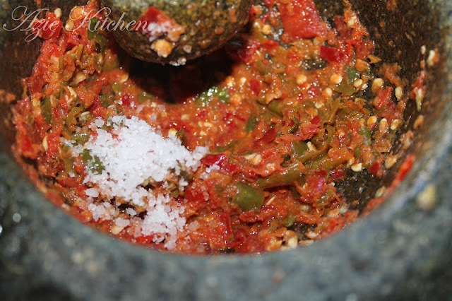 Sambal Belacan dan Ulam Ulaman - Azie Kitchen