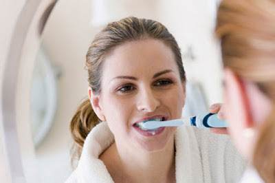 Sau khi niềng răng nên làm gì để hàm răng chắc khỏe? 2