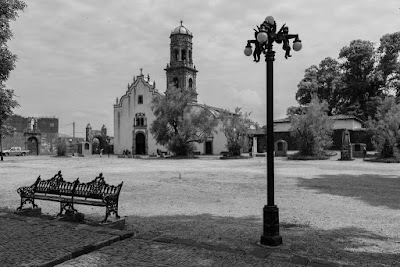 En Tzintzuntzan (Michoacán, México), by Guillermo Aldaya / AldayaPhoto