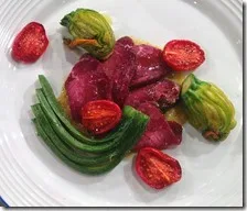 Carne salata con verdure dell’orto