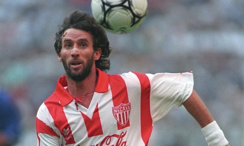 Ivo Basay podría dirigir al Necaxa