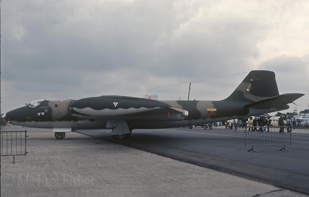 1233 Canberra B82 FA Venezuela RAF Greenham Common 1979