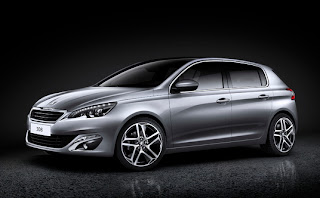 A little shorter and lower than its predecessor, the second generation of Peugeot 308 is mostly much lighter