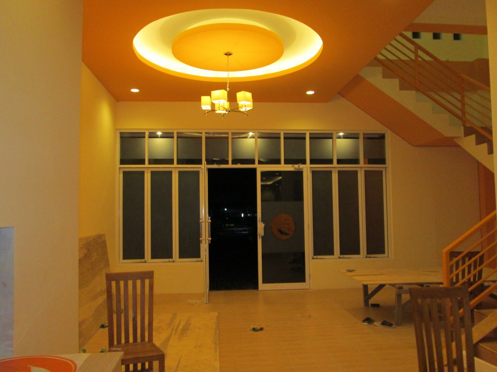 Resto Cafe  Probolinggo Plafond Gypsum