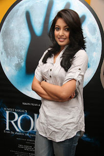 Bollywood actress Tanushree Dutta promotes film Rokk