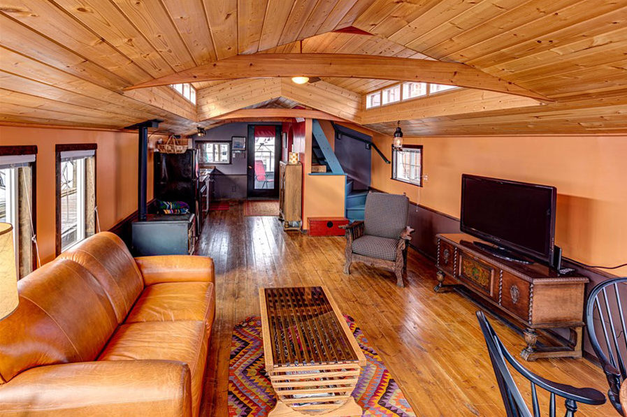the little living blog: haida houseboat 600 sq ft