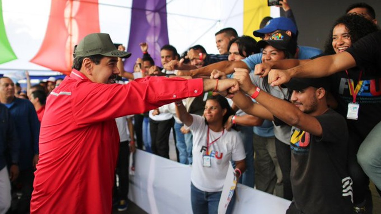 Presidente Maduro reitera compromiso con la educación universitaria en Venezuela