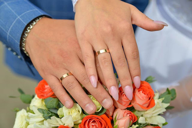 Muitos homens e mulheres usam anel, sua representação pode ter os mais variados significados