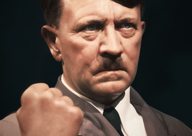 من هو قيصر الاقتصاد الألماني الذي صنع أسطورة هتلر - تصميم وفاء المؤذن