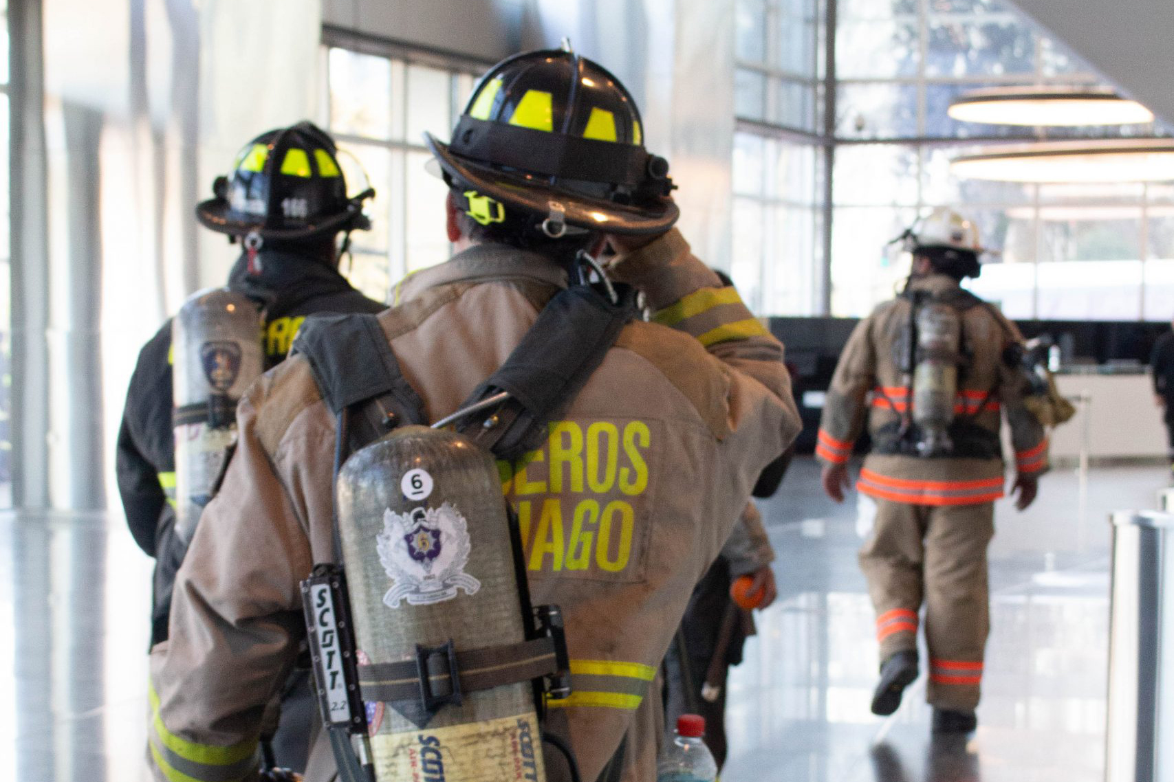 Bomberos de Chile y Reebok protagonizarán versión virtual de “Corremos por la Vida”