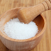 Cómo limpiar las energías negativas con sal