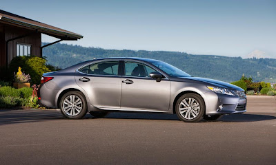 2013 Lexus ES300h