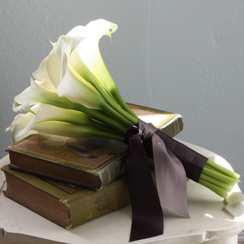 Top 10 wedding flowers Calla Lily