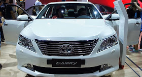 Hot! Toyota Camry Extremo Took to The Streets!