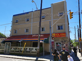 Golden Turtle Restaurant. Toronto's Most Famous Pho