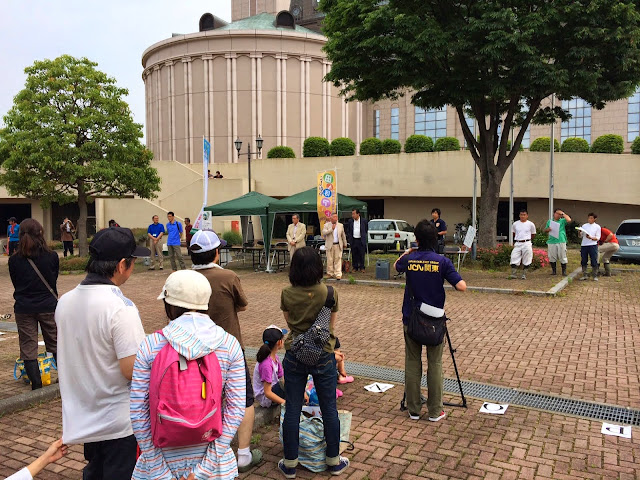 こしがや田んぼアート2014南越谷阿波踊り（田植え）