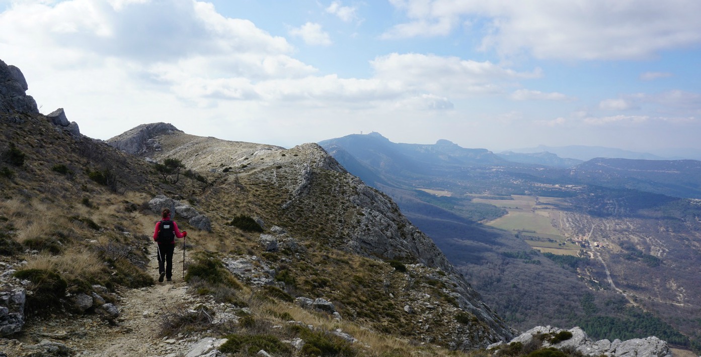 Returning along GR9 from Jouc de l'Aigle