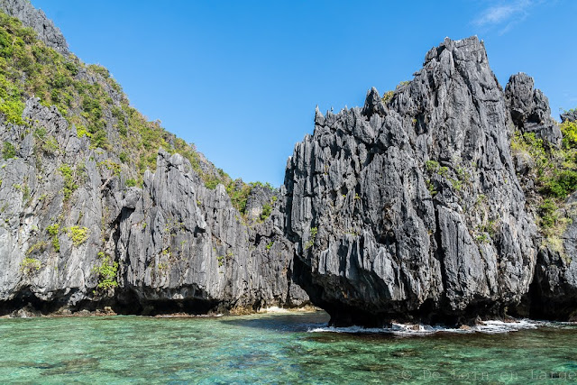 Hidden-beach-Matinloc-Island-Archipel-de-Bacuit-Palawan-Philippines