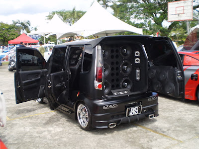 Matte black Perodua Kenari audio car