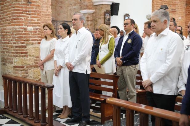 Misa conmemorativa por el Día de Nuestra Señora de Las Mercedes, efectuada en la Parroquia Santuario Santo Cerro
