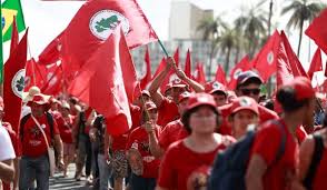 TERRORISMO ? : MST PLANEJA INVADIR 50 ÁREAS EM ALUSÃO AO ABRIL VERMELHO 