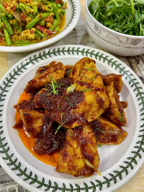 Ayam Msak Lemak Nenas Yang Pekat Dan Sedap