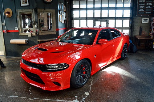 2015 dodge charger srt 392