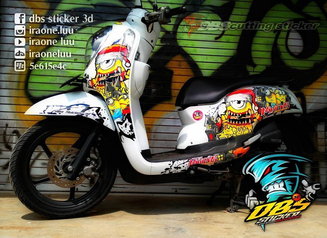 Cutting Sticker Honda Scoopy Minion DBS Cutting Sticker 3D