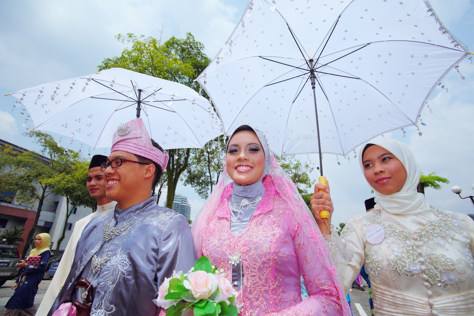 malay wedding invite arrival