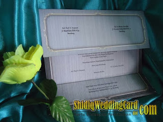 http://www.shidiqweddingcard.com/2013/10/sapphire-11.html#