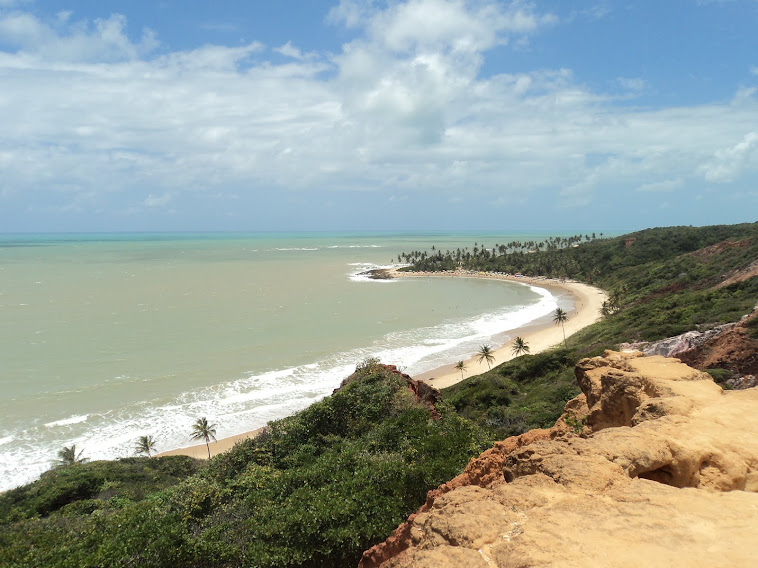 DEDO DE DEUS - VISUAL DAS PRAIAS DO LITORAL SUL DA PARAÍBA.