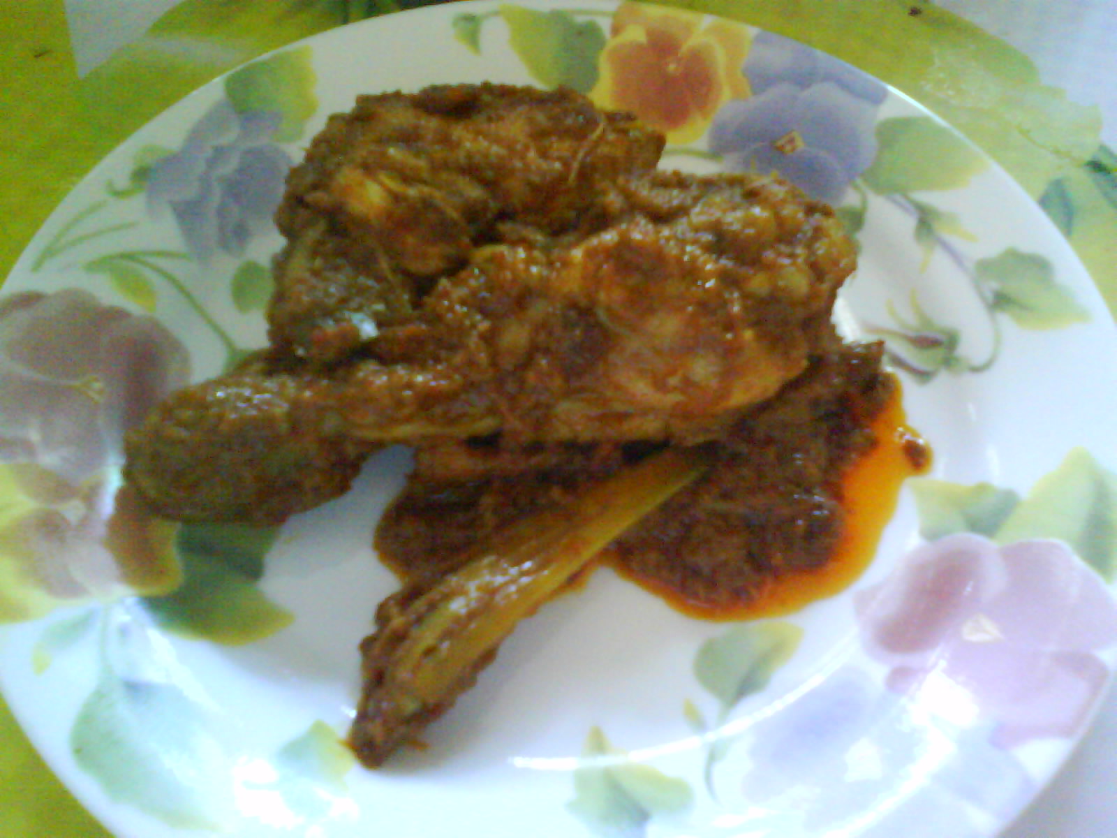 Menu: Rendang Ayam wif Nasi Impit Kuah Kacang