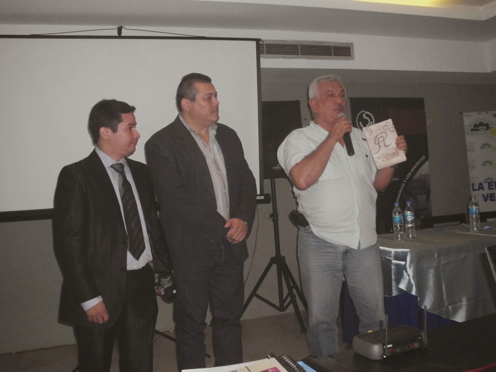  Efectuado ciclo de ponencias en 3er. encuentro de cámaras de comercio y comerciantes en San Fernando.