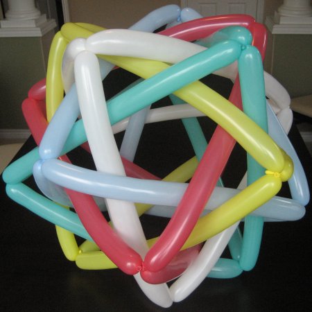 Balloon Twisting9