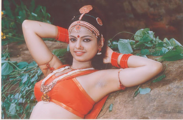 Mallika Suvarna Hot Actress Navel