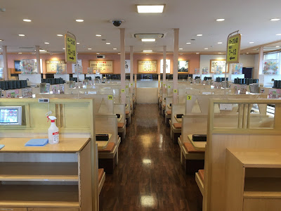 Kaiten-sushi in Japan