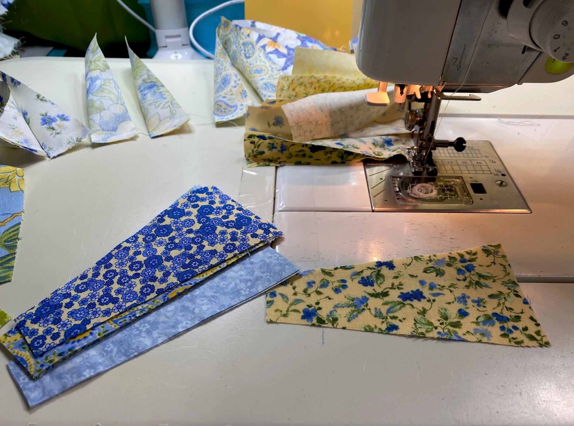 How to sew Dresden Plates - Gathered