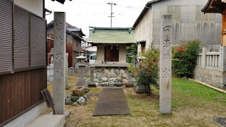 人文研究見聞録：新羅神社 ［香川県］