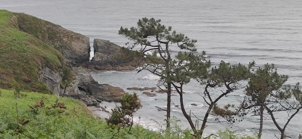 Vistas de la zona occidental de la Playa de Frejulfe. Senda Costera Naviega