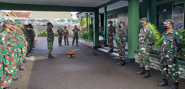 Inilah Pesan Letkol Kav. Adi Priatna Saat Menyambut Personel Kodim 1415 Selayar Usai Tugas Di Papua