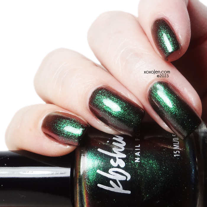 xoxoJen's swatch of KBShimmer Mistletoe You So