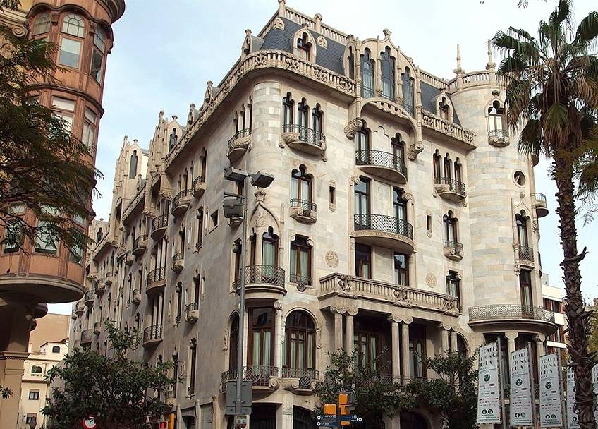 Art And Architecture Mainly Barcelona S Very Special Art Nouveau Art Deco Hotel Fuster