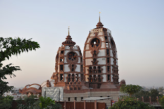 Świątynia ISKCON w Delhi. Religia w Delhi
