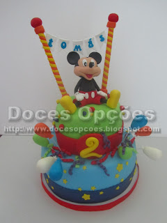 bolo decorado pasta açucar mickey