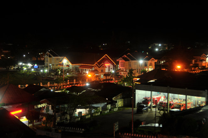 Foto Pusat Pemerintaha Kabupaten Aceh Tengah di Malam Hari 